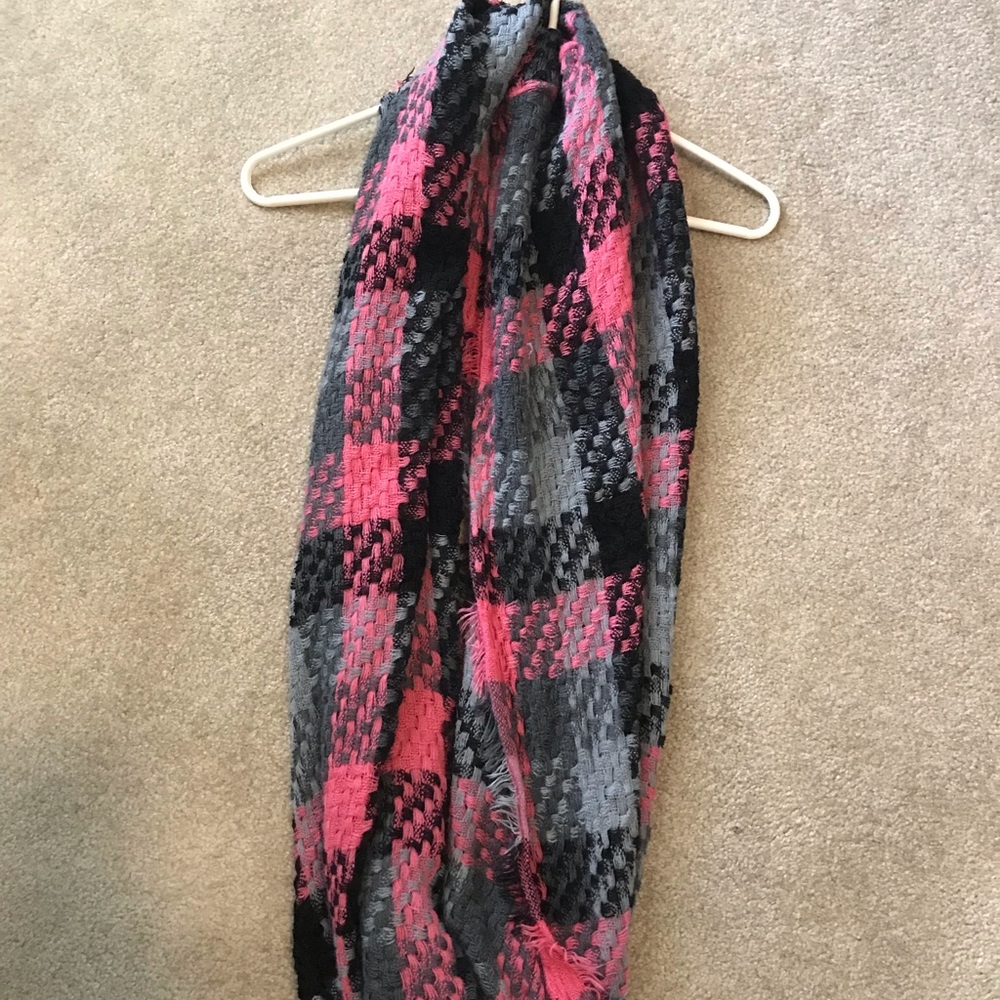 Scarf - Picture 3 of 3